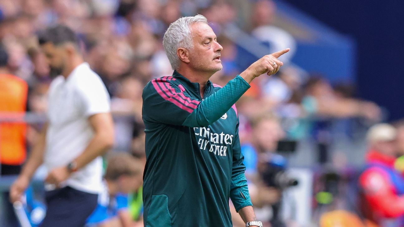 穆里尼奥重返皇家马德里:像回家一样